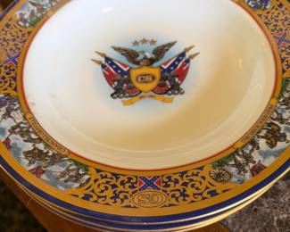 Beautiful dinner plate with Conferate flag and emblem 