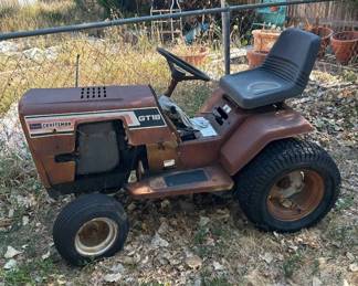 Lot #25 Sears Craftsman GT18 Riding Garden Tractor Mower V-Twin Engine Parts Restore