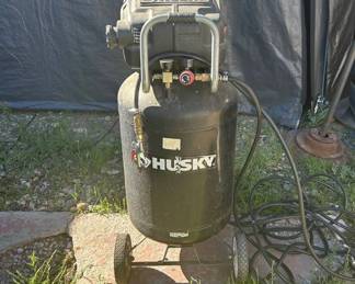 Lot #2 Husky 20 Gal 150 PSI 1.5 HP Vertical Portable Air Compressor on Wheels