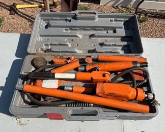 Lot #45 Central Hydraulics 4-Ton Portable Hydraulic Body Repair Puller Kit Item 44899