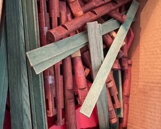 Lincoln Logs