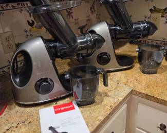 Vividmoo Cold Press Juicers
