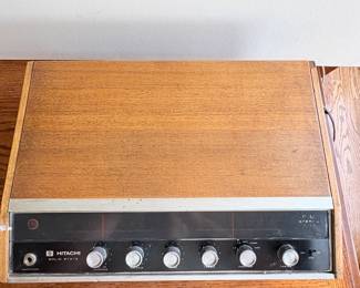 Hitachi Stereo