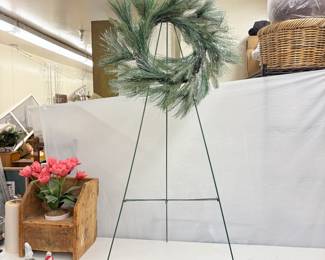 Wire Easel
