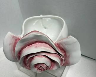 Italian Porcelain Rose-Shaped Tureen w/Lid & Ladle
