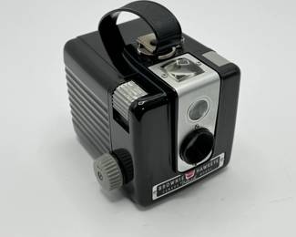 Bakelite Brownie Hawkeye Flash Camera