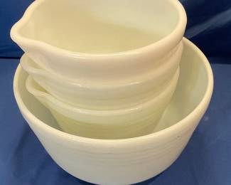 Pyrex Hamilton Beach Ribbed Milk Glass Mixing Bowls