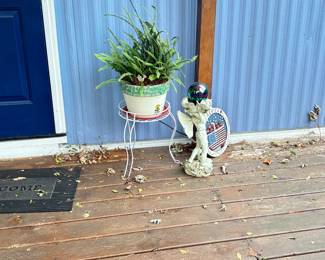 Gardening and Lawn Care and Lawn Ornaments