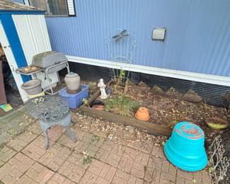 Gardening and Lawn Care and Lawn Ornaments