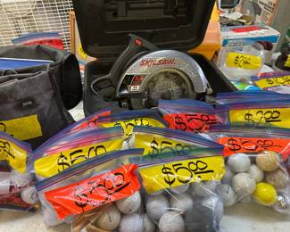 Golf Balls for praticing, Like New Skill Saw in a case