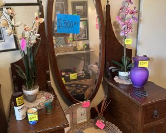 Beautiful Hard Wood Dressing Mirror and Chest with Drawers