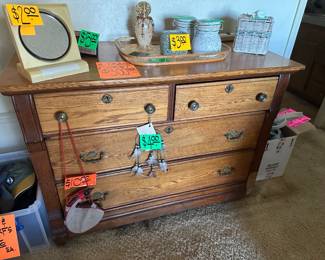 Nice Oak Wood Chest of Drawers, Decor Items