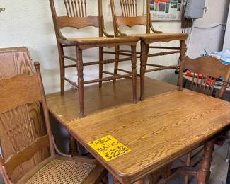 Wood Dinning Table and Four matching Chairs