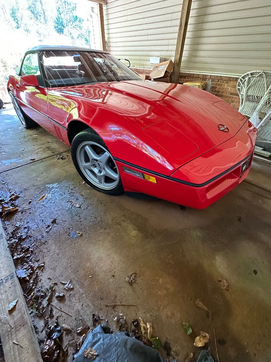 1986 Red Corvette with white convertible top. 89k miles. More info in the body of the ad. Taking bids until 3pm Tuesday.