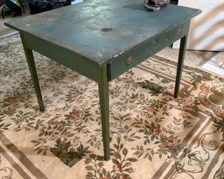 Nice pegged table with drawer. 