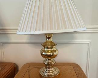 Vintage Stiffel Brass Urn Table Lamp