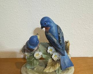 Lefton Porcelain Bluebirds Figurine KW467