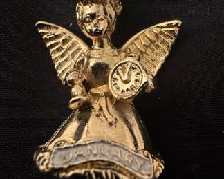 Vintage Gold Tone January Birth Month Angel Charm Bracelet Signed General Manufacturing Inc.
