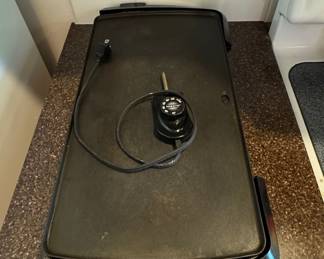 Presto Tilt 'n Drain Electric Griddle