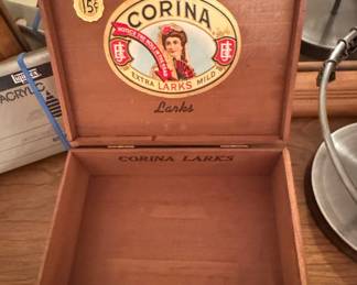 Vintage Corina Larks Extra Mild 15 Cent Cigar Box