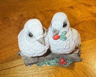 Stone Critters SC 407 White Doves Figurine on Log