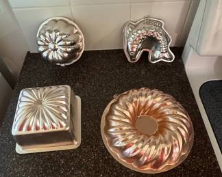 Set of Four Vintage Aluminum Baking and Jello Molds