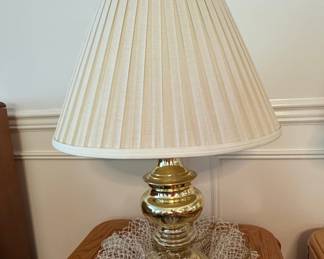Vintage Stiffel Brass Urn Table Lamp
