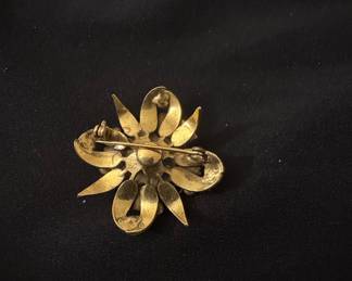 Vintage Gold Tone Filigree Flower Brooch with Blue Enamel and Rhinestones