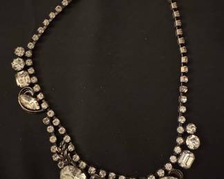 Vintage Weiss Rhinestone Necklace