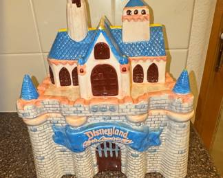 Disneyland 40th Anniversary Sleeping Beauty Castle Cookie Jar by Nestle