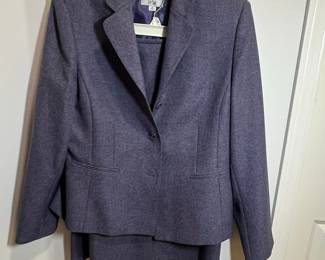 Le Suit Women's Two-Piece Suit Set