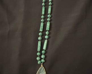 Green Jade Bead Necklace with Teardrop Pendant