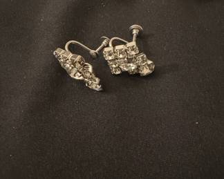 Vintage Rhinestone Screw-Back Earrings