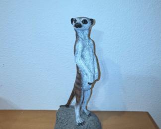 Design Toscano Merry Meerkat Holiday Greeter Statue