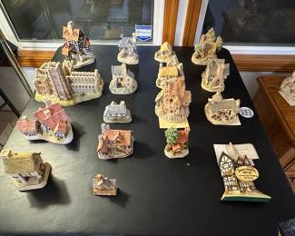Collection of David Winter Cottages and Fraser Creations