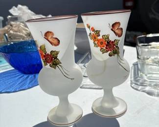 Vintage Italian mild glass bud vases