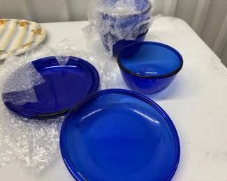 Vintage Arcoroc France cobalt blue plates  bowls