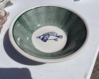 intage Japanese Pottery Bowl  fish motif
