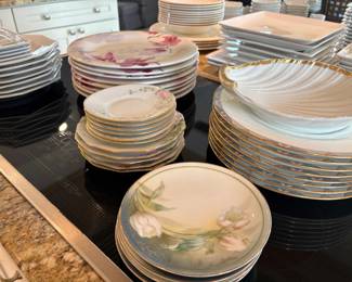 So many plates!