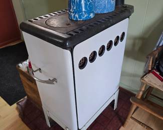 Wood burning kitchen heater/stove