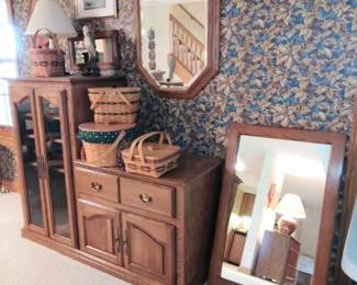 Entertainment Cabinet/Stereo