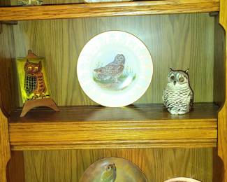 Owl Lamp, Larry Toschik Collectors Plates, Harmony Kingdom Owls.
