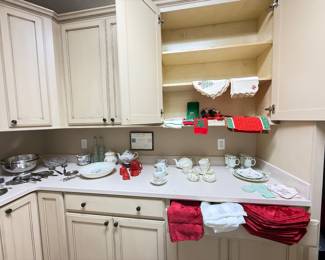 Christmas Accents & Silver