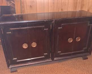 BLACK LACQUER DRESSER LONG