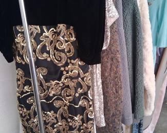 WOMENS DRESSES