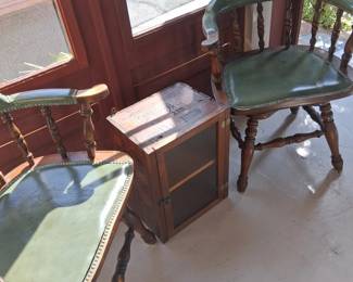 EMERALD GRFEEN CAPTAINS CHAIRS
