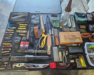 Many of the pocket knives have snapped tips - priced accordingly