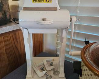 Weston Countertop Manual Meat Tenderizer / Cuber