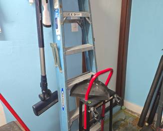 Ladder/Dolly