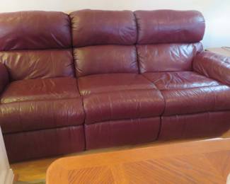 Recliner sofa